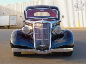 1935 Ford Tudor photo 5