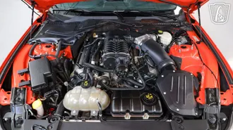 2016 Ford Mustang photo 2