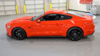 2016 Ford Mustang photo 6