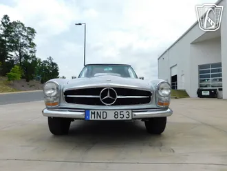1965 Mercedes-Benz SL-Class photo 3