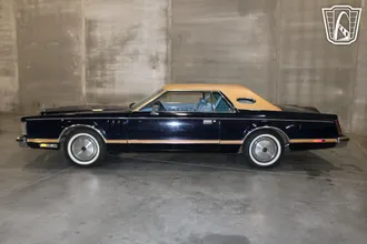 1978 Lincoln Mark V photo 2