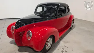 1939 Ford Custom photo 2
