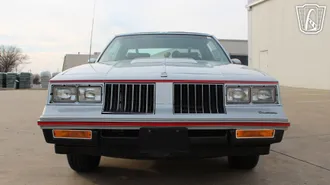 1984 Oldsmobile Cutlass Calais photo 4