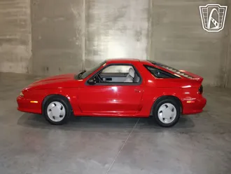 1993 Dodge Daytona photo 2