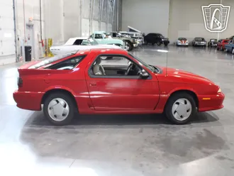 1993 Dodge Daytona photo 6