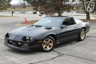1985 Chevrolet Camaro photo 2