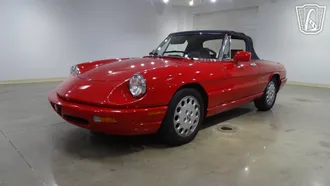 1991 Alfa Romeo Spider Veloce photo 3