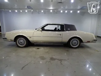 1984 Buick Riviera photo 7