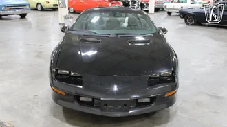 1995 Chevrolet Camaro photo 3