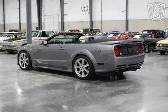 2006 Ford Mustang photo 3