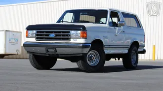 1990 Ford Bronco photo 5