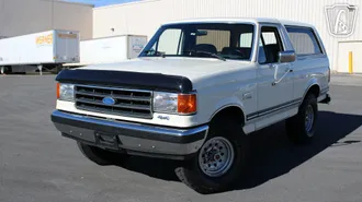1990 Ford Bronco photo 6