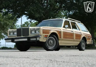 1981 Chrysler LeBaron photo 4
