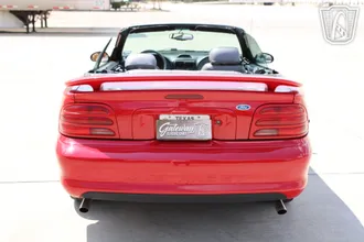 1995 Ford Mustang photo 3