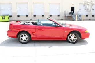 1995 Ford Mustang photo 4