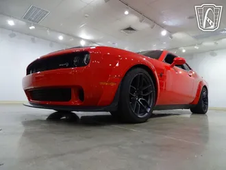 2019 Dodge Challenger photo 5
