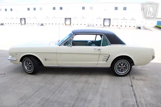 1966 Ford Mustang photo 3
