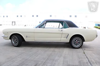 1966 Ford Mustang photo 4