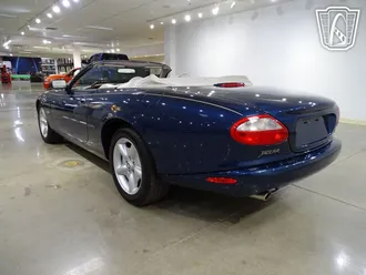 1998 Jaguar XK8 photo 4
