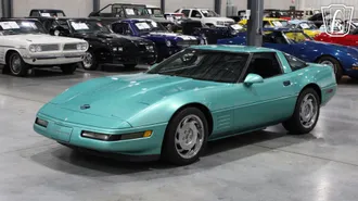 1991 Chevrolet Corvette photo 2