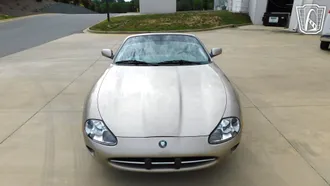 2000 Jaguar XK8 photo 4