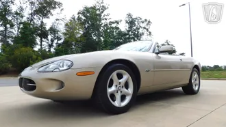 2000 Jaguar XK8 photo 5