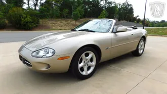 2000 Jaguar XK8 photo 6