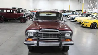 1980 Jeep Wagoneer photo 2