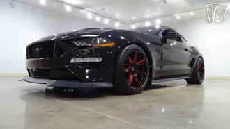 2018 Ford Mustang photo 4