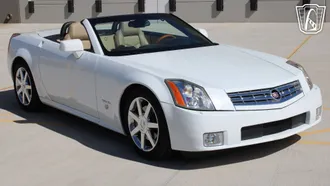 2008 Cadillac XLR photo 5