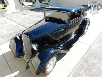 1933 Plymouth Coupe photo 3