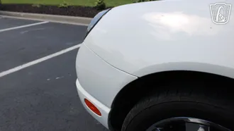 2002 Ford Thunderbird photo 6