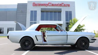 1965 Ford Mustang photo 4