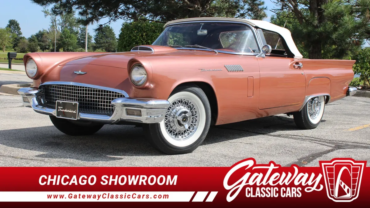 1957 Ford Thunderbird