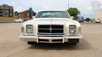 1979 Chrysler 300 photo 4