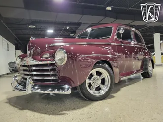1946 Ford Standard / Deluxe photo 2