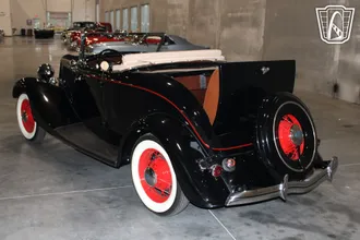 1934 Ford Roadster Model 40 Deluxe photo 3