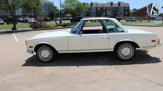 1971 Mercedes-Benz 280SL photo 2