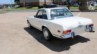 1971 Mercedes-Benz 280SL photo 3