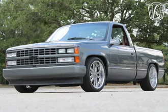 1988 Chevrolet C1500 photo 2