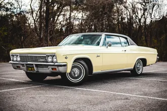 1966 Chevrolet Caprice photo 2