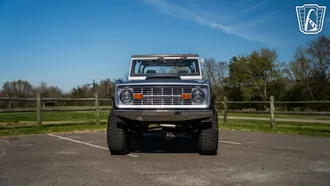 1975 Ford Bronco photo 3