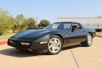1990 Chevrolet Corvette photo 3