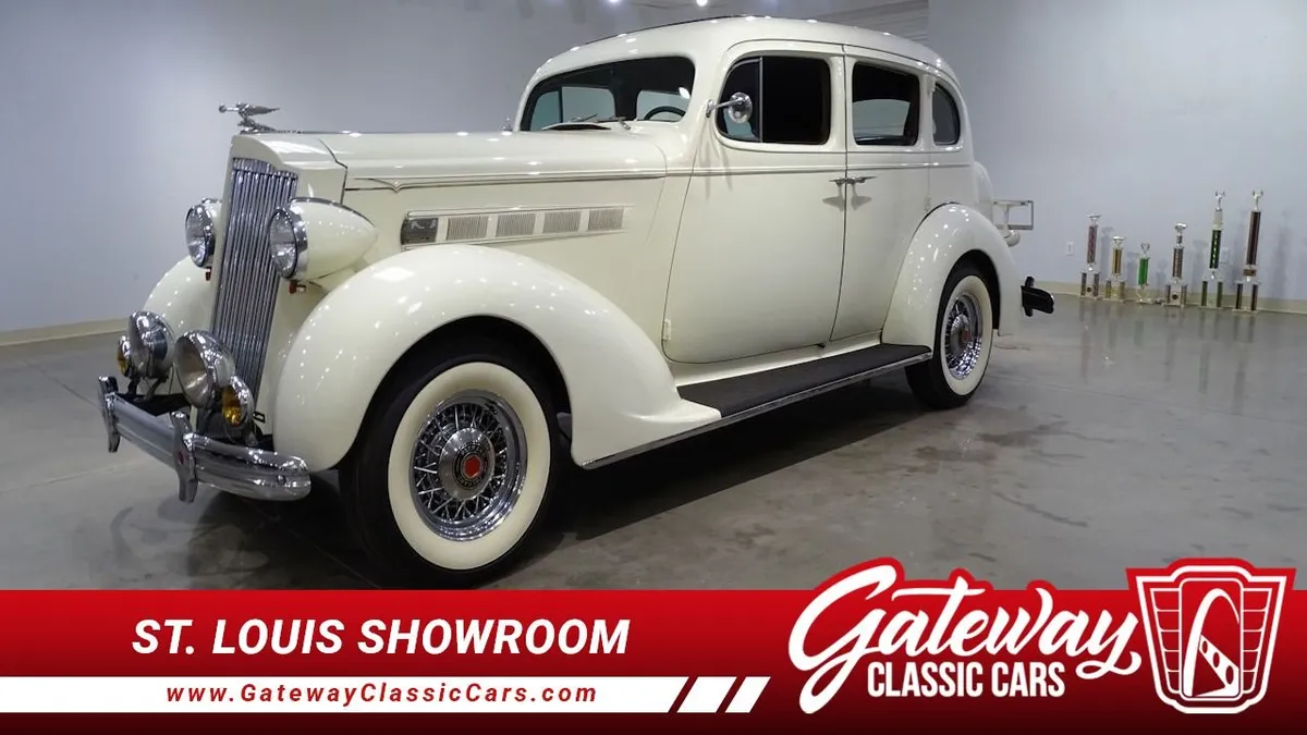 1936 Packard Eight Sedan
