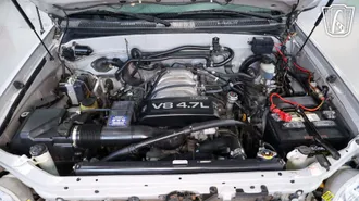 2002 Toyota Sequoia photo 3