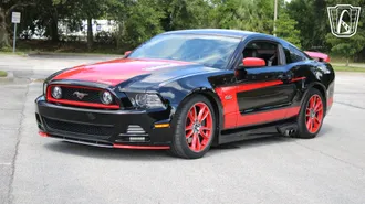 2013 Ford Mustang photo 3
