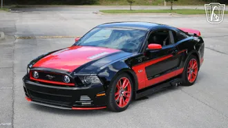 2013 Ford Mustang photo 4