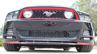 2013 Ford Mustang photo 5