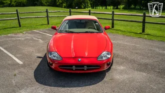 1999 Jaguar XK8 photo 2