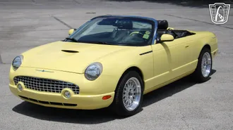 2002 Ford Thunderbird photo 4